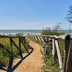 Comfy Flat With Terrace Next To The Apartment Bibione