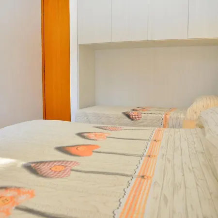 Apartment Comfy Flat With Terrace Next To The Bibione