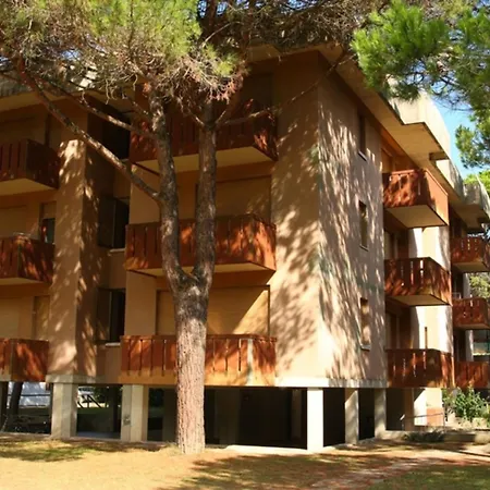 Comfy Flat With Terrace Next To The Apartman *