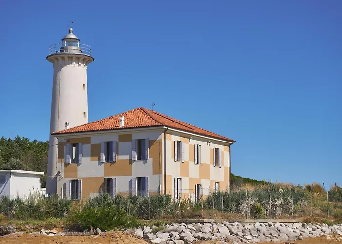 Apartman Comfy Flat With Terrace Next To The